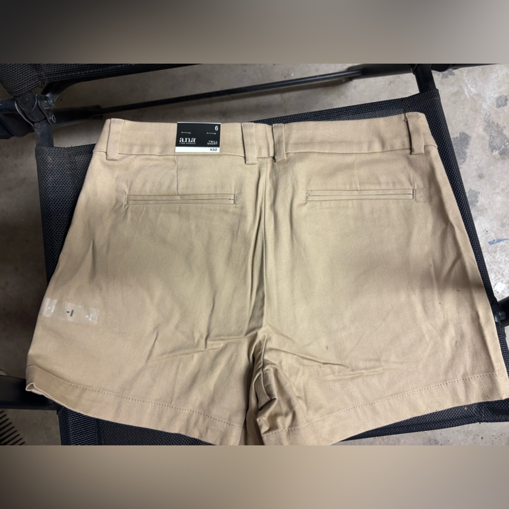 a.n.a Gold Coast Twill Shorts - Picture 2 of 4